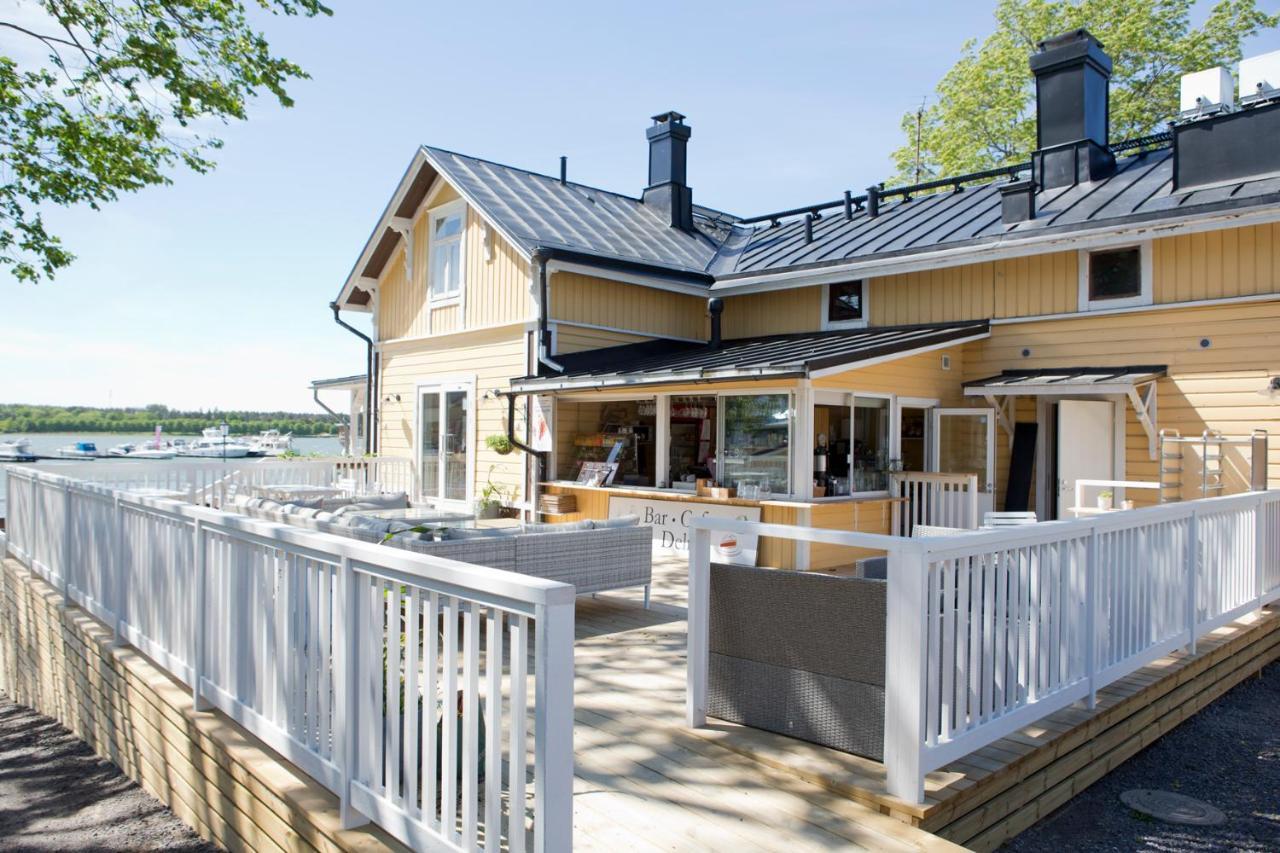 Hotel Amandis Naantali Exterior photo